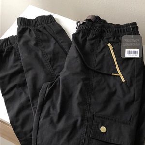 Scrub bottom.  Jaanu